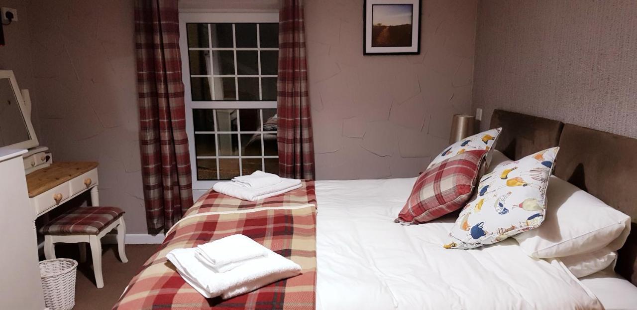 The Cock Hotel Bronllys ภายนอก รูปภาพ